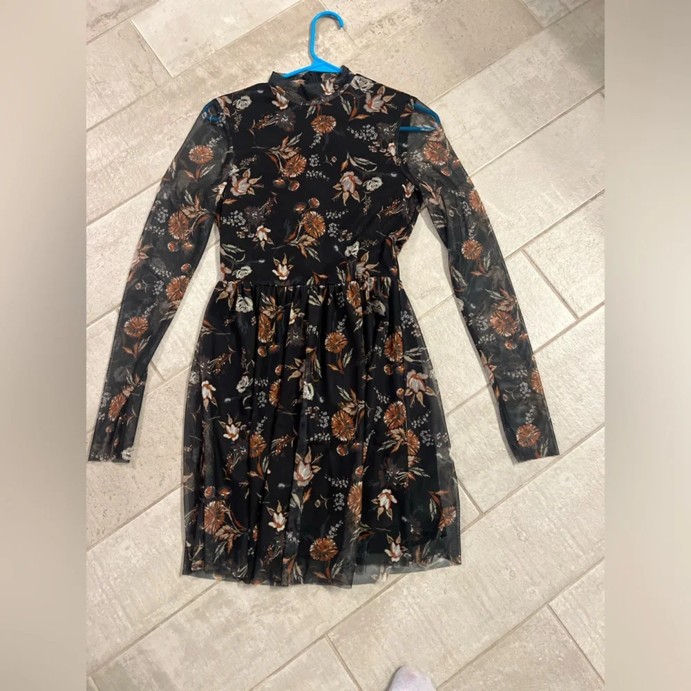 Altard State long sleeve dress, perfect for fall! - Picture 1 of 3